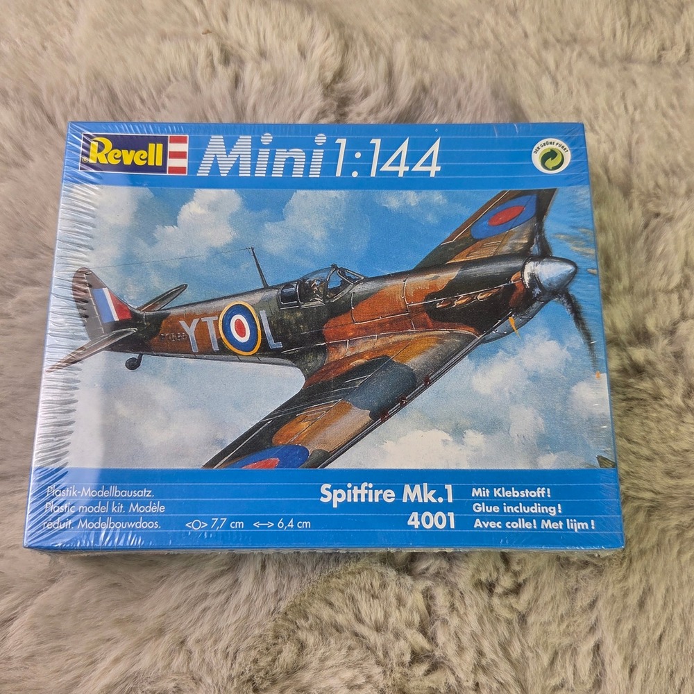 Revell 4001 Mini 1:144 Spitfire Mk.1 Model Kit New Sealed